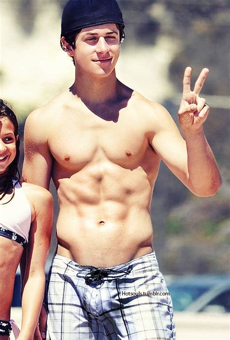 david henrie penis|18 Stars with Especially Big Penises